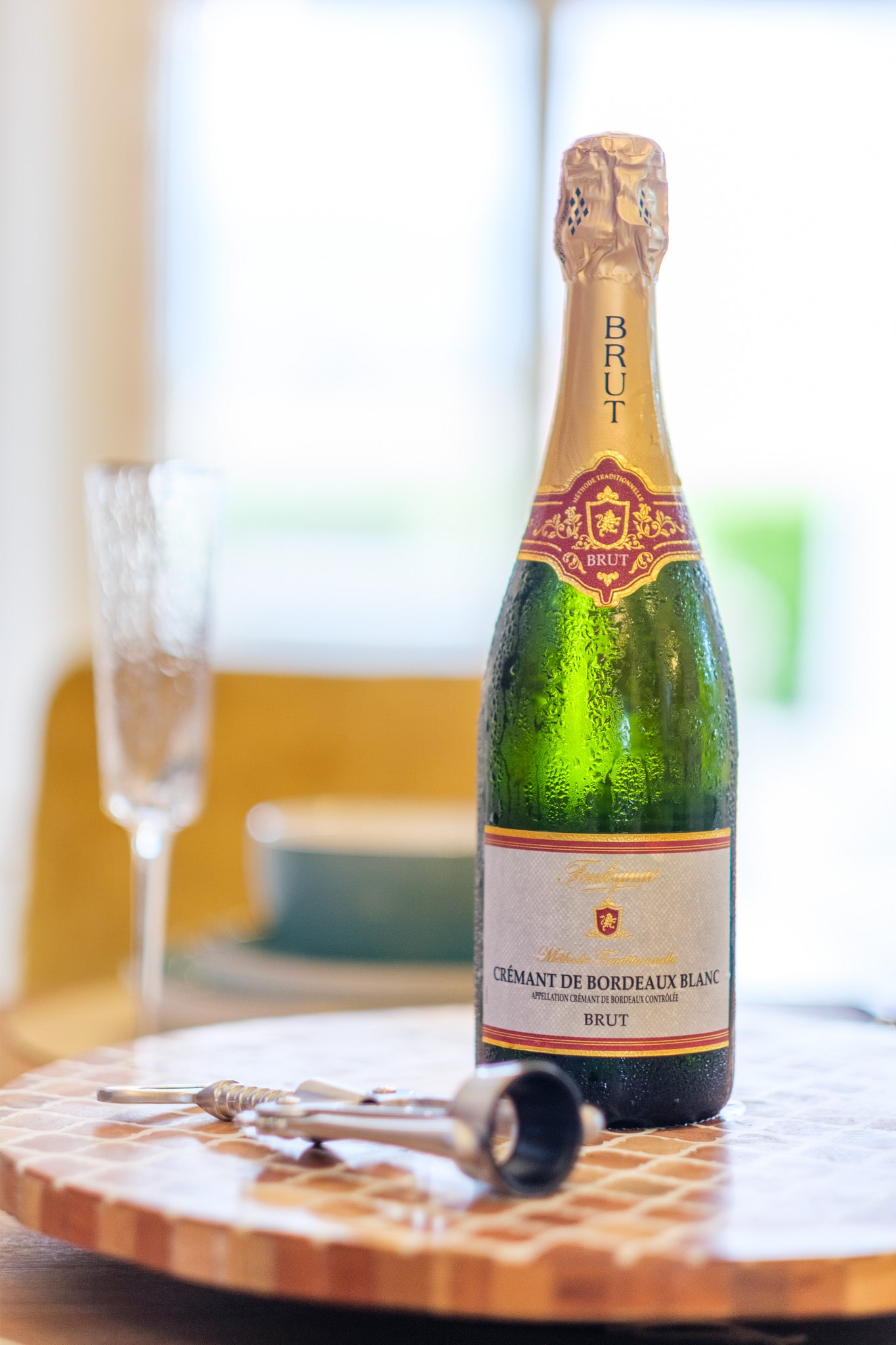 Sol · Welcome champagne