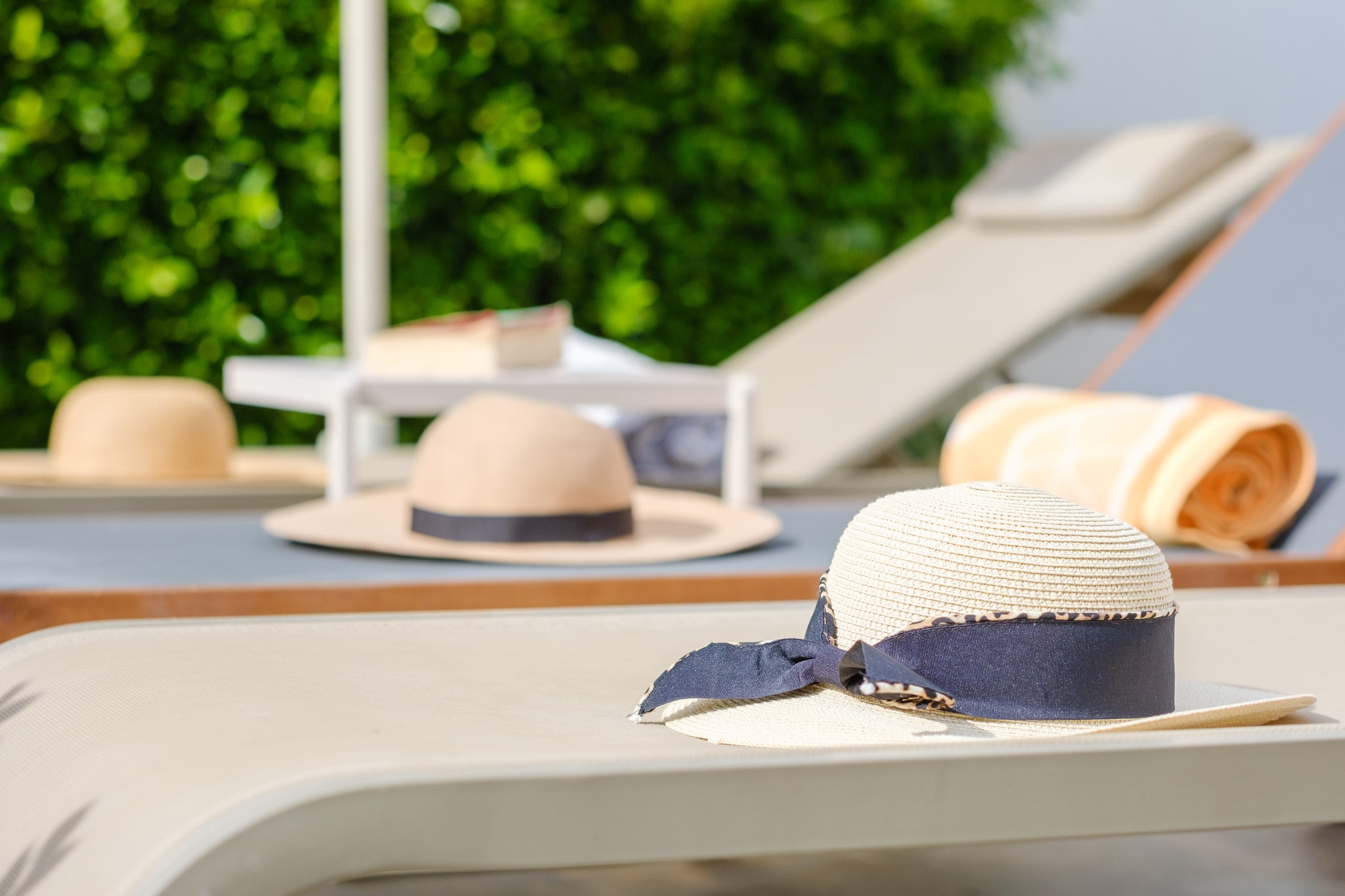 Luna · Sun loungers