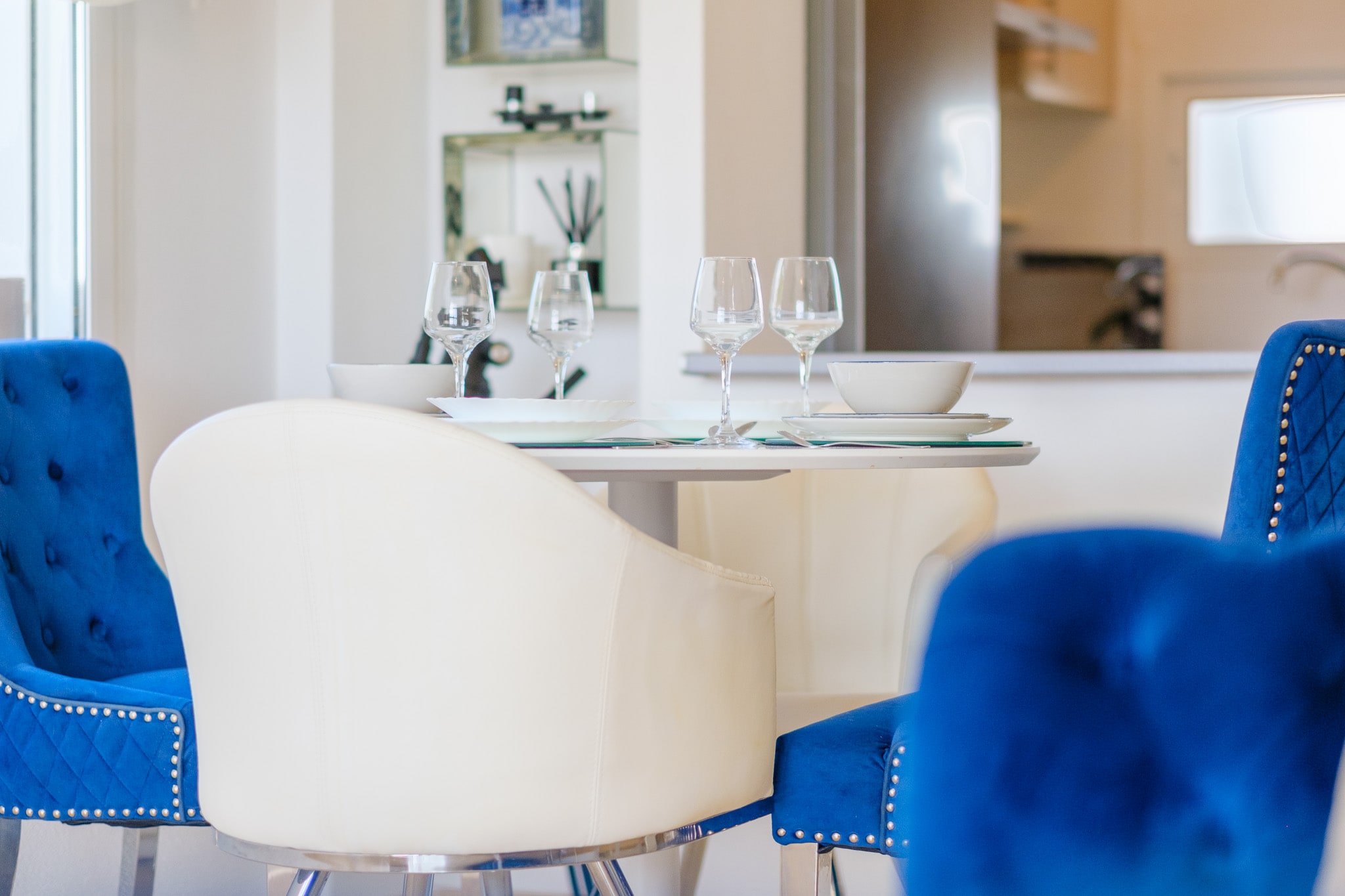 Verde · Dining table