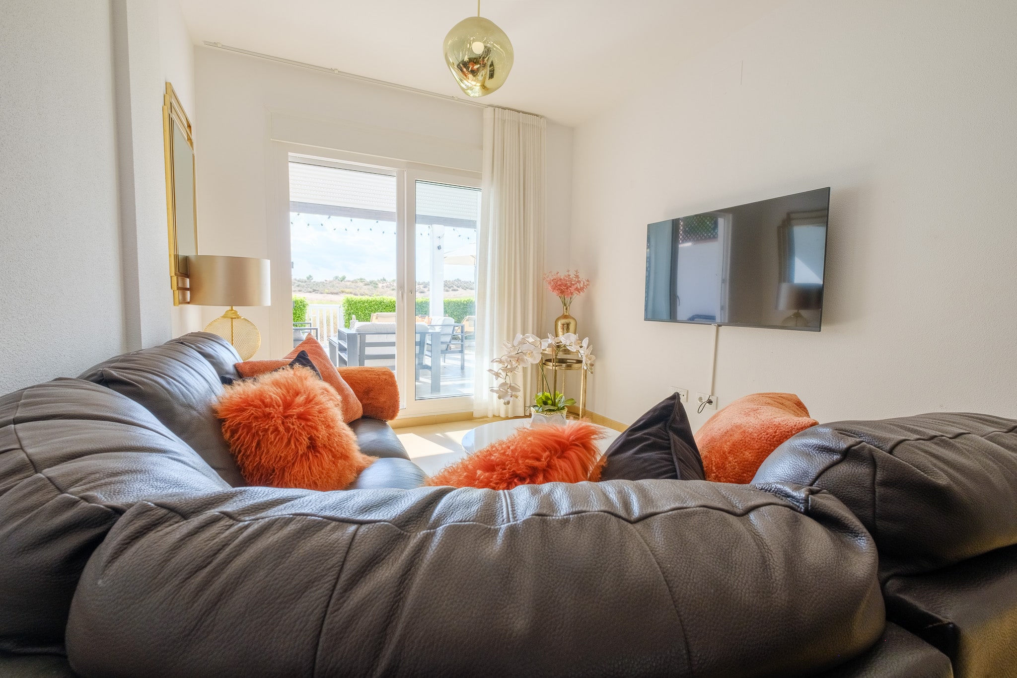 Luna · Living room